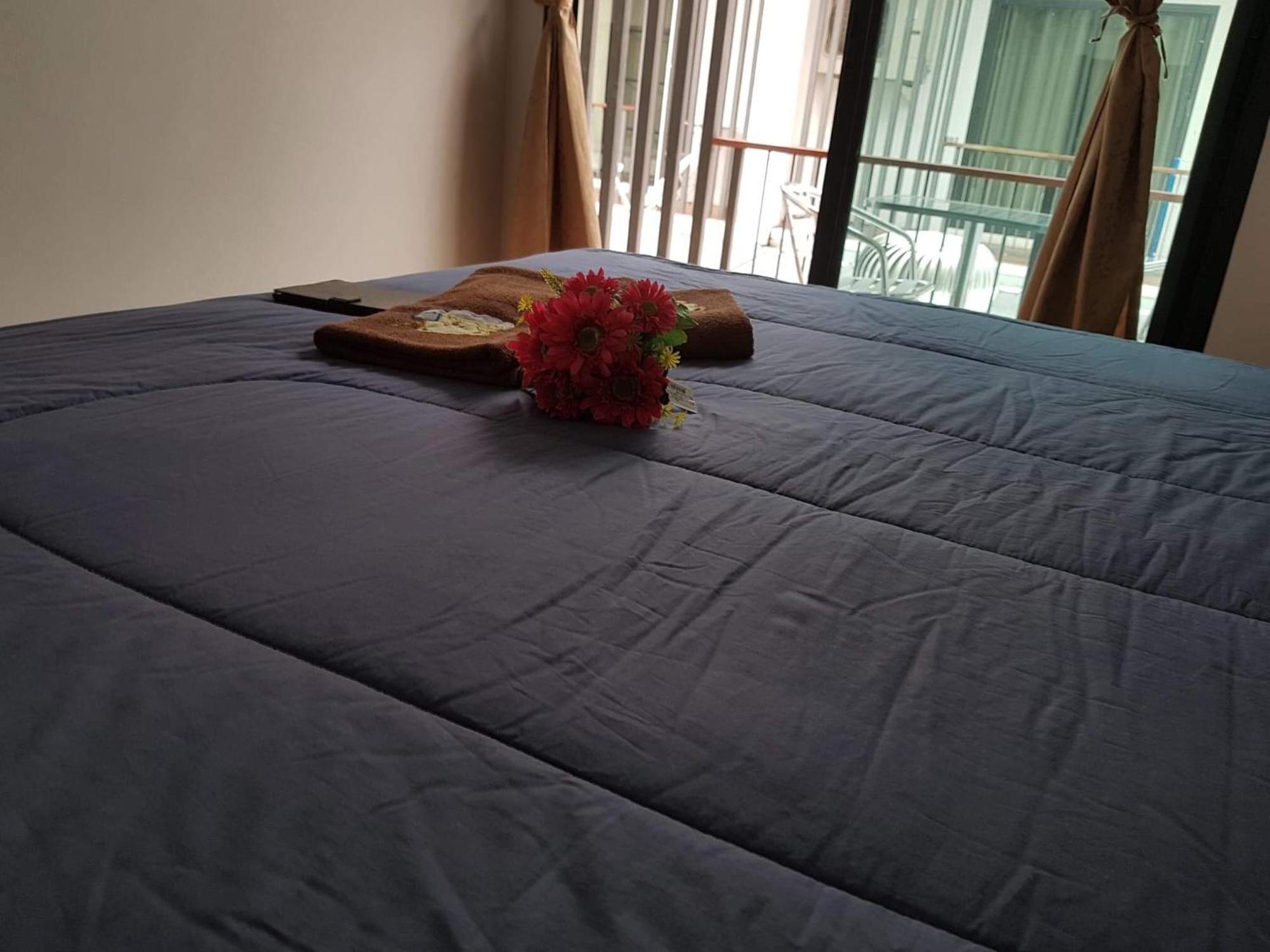 Amaretto Hostel Surat Thani Exterior foto