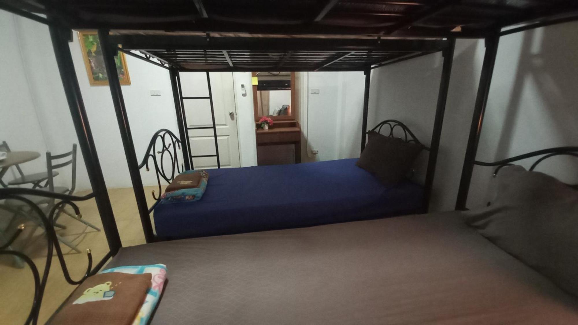 Amaretto Hostel Surat Thani Exterior foto